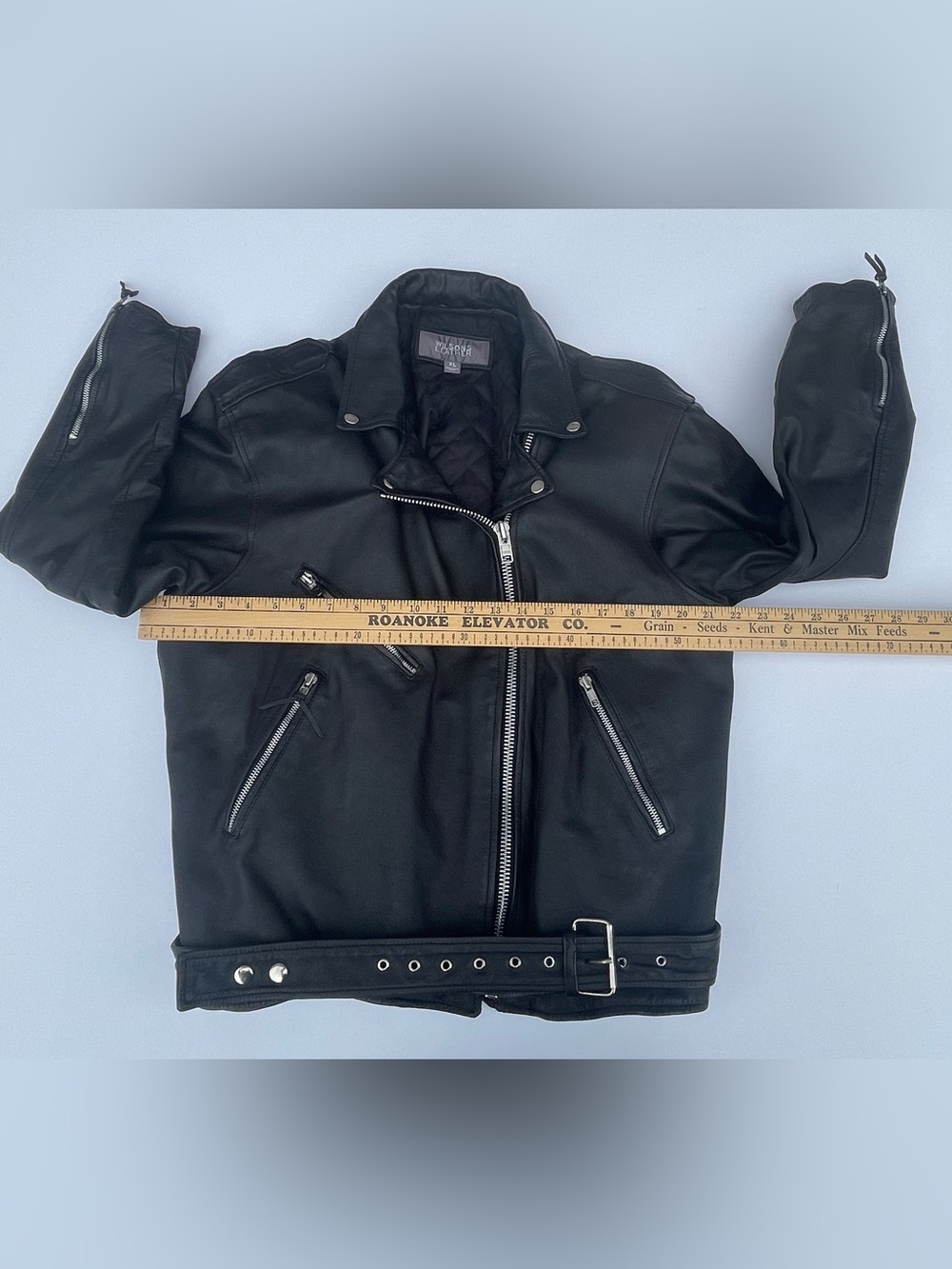 Wilson’s Leather XL Black Genuine Motorcycle Biker Jacket Belted Unisex